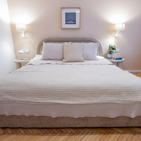 Conta - 1br Center By Links