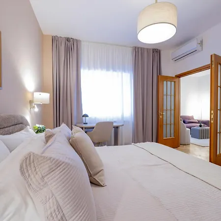 Conta - 1br Center By Links *
